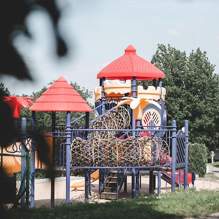 Verblijfpark Ardinam Olloy-sur-Viroin المظهر الخارجي الصورة